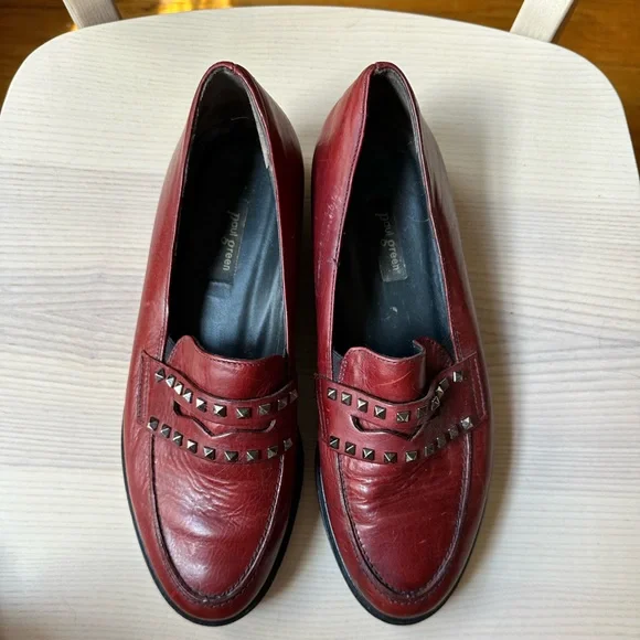 Paul Green EUC studded cherry red loafers size 6.5 - Picture 2 of 3